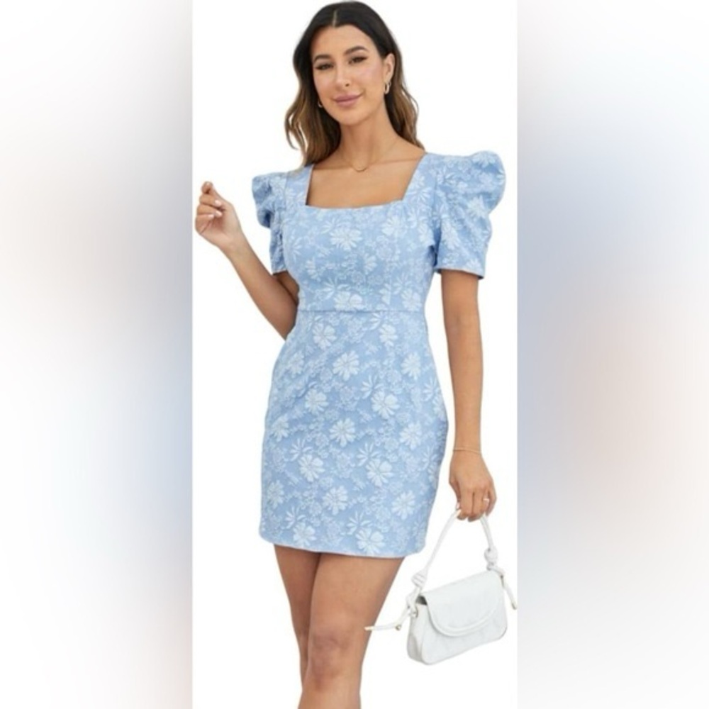 Elegant Blue Floral Dress